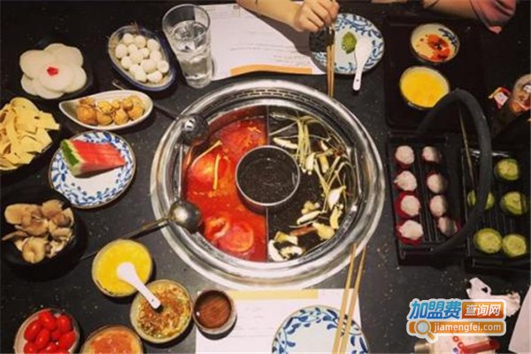 越光宝盒火锅加盟费