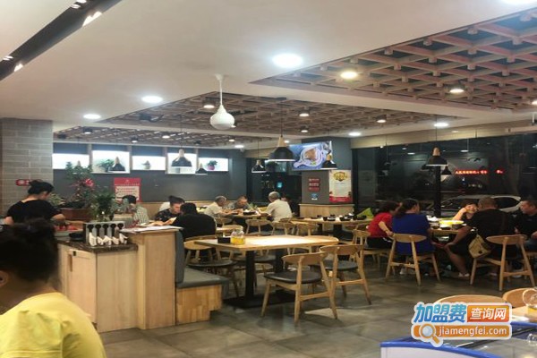 酱小二红烧肉馆加盟门店