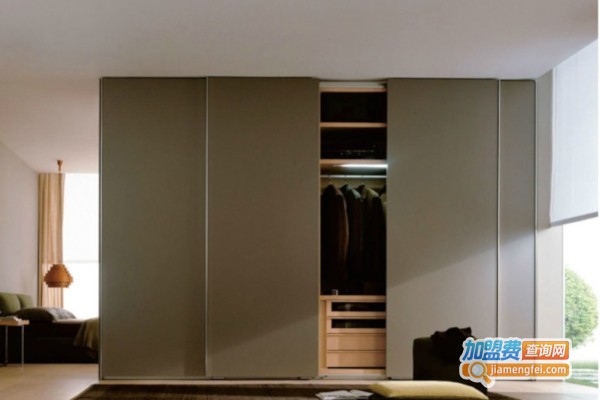 佰怡家衣柜加盟店