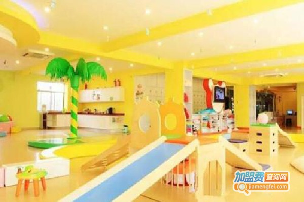 家庭托儿所加盟