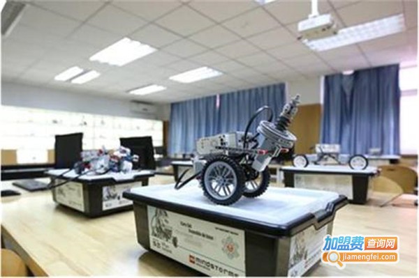 日本修曼机器人教育加盟店