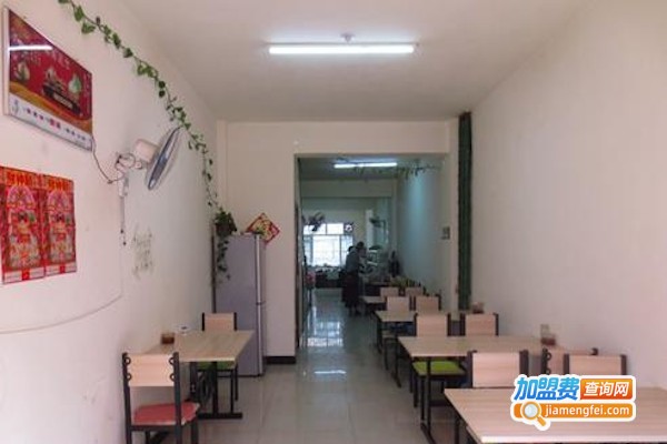 骨头汤麻辣烫加盟费