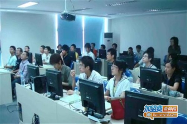 it培训机构加盟费多少？
