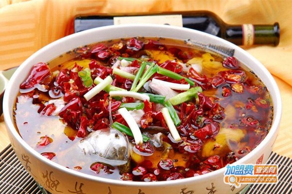 小椒娘酸菜鱼火锅加盟费