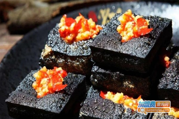 臭小妞臭豆腐加盟