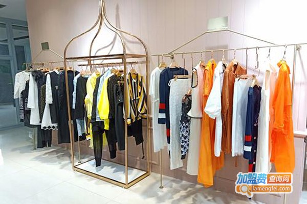 品牌折扣服饰店加盟门店