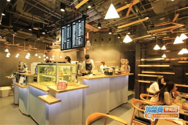 卖茶奶茶店加盟费