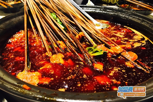特色串串香连锁加盟费是多少？