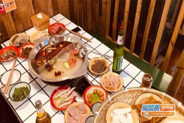 井脑壳市井火锅加盟