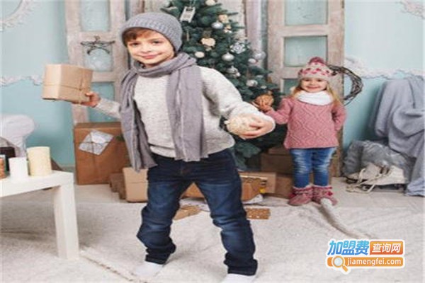 卡卡童创童装加盟费