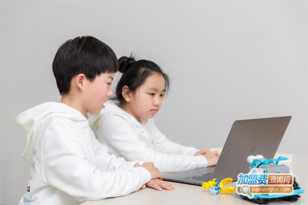 优必学人工智能教育加盟