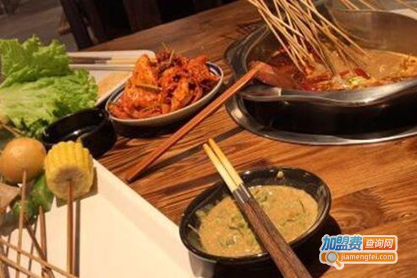 牛四囍老成都串串香加盟费