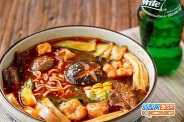 小龙蜀派麻辣烫加盟费