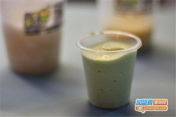 小李果汁冰加盟费