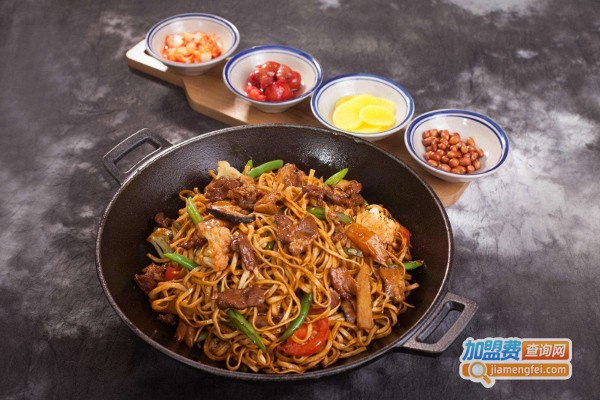 桃府焖面加盟费