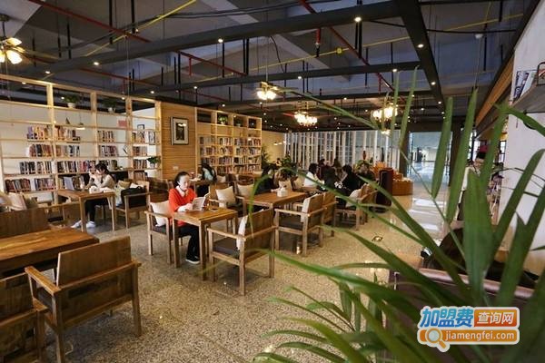 艺外咖啡馆加盟费