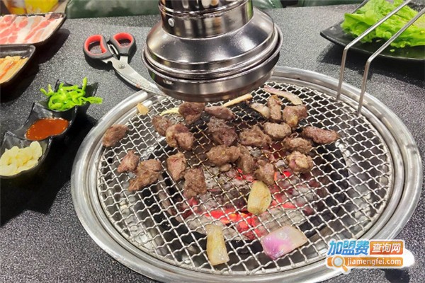 牛顿炭火烤肉加盟费