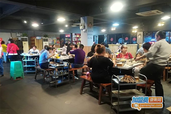 覃家院子火锅串串加盟费