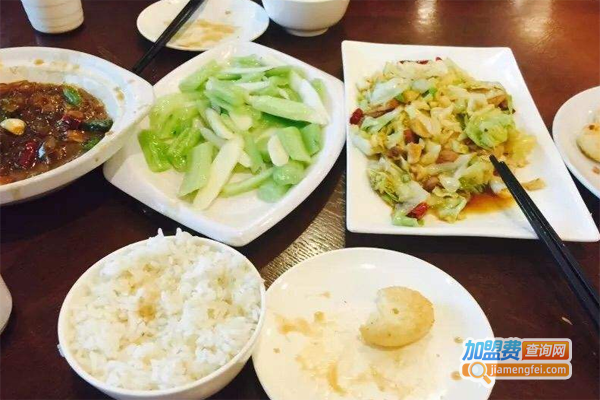 一家人妈妈菜加盟费