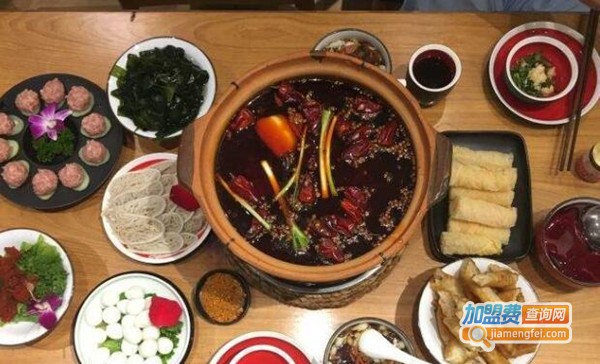 鲜炎炭火火锅加盟费