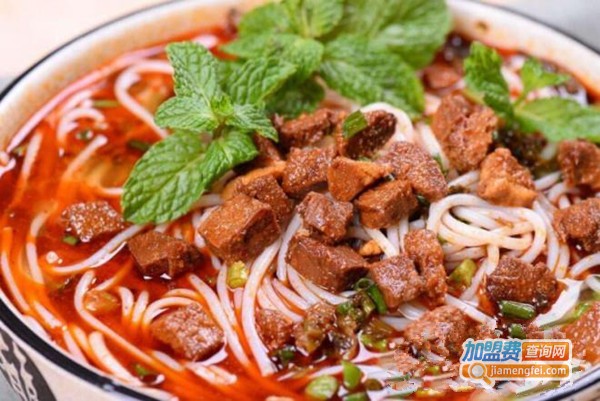 强大的粉加盟费