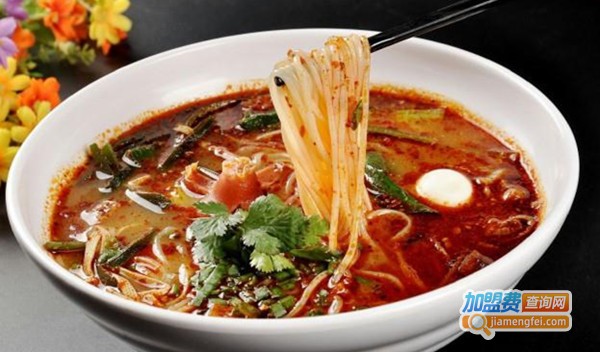 强大的粉加盟费