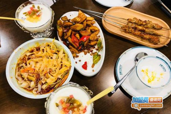 弹拨尔西域美食餐厅加盟费