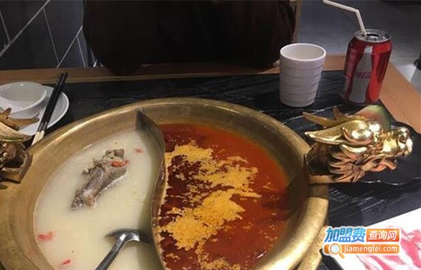 蛙夫人美蛙鱼头火锅加盟费_投资蛙夫人美蛙鱼头火锅加盟费是多少？