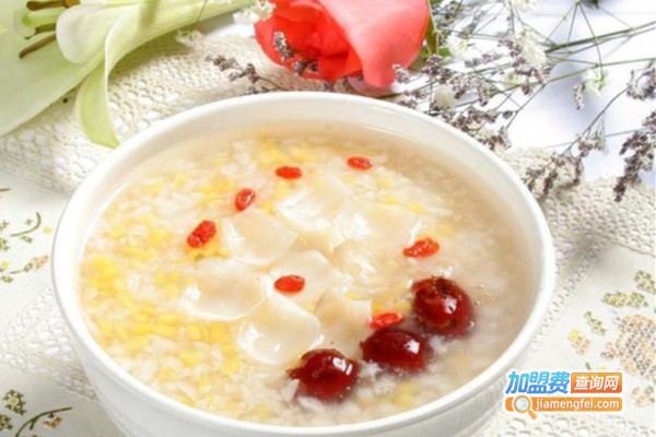 趣媸小食记牛排杯加盟