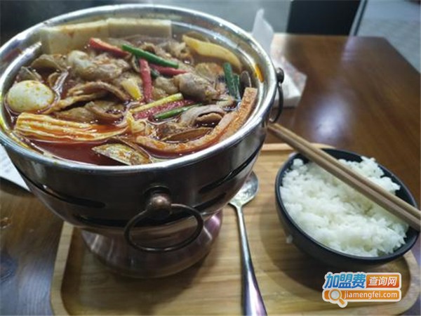 小南姜酸汤一人锅加盟费