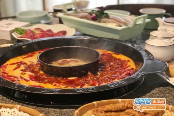 云里小坐花园里火锅加盟店