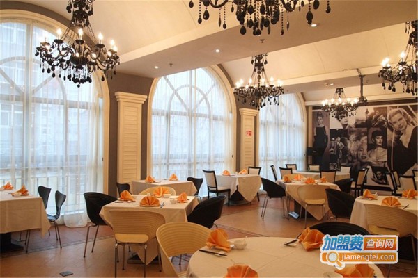 小黄点蓝带西餐厅加盟费