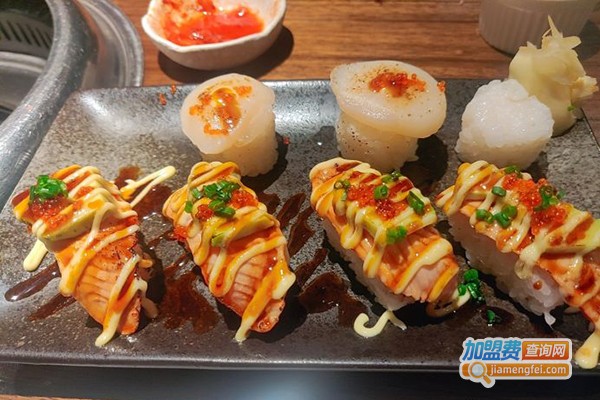 牛匠鱼住日本料理炭火烤肉加盟店