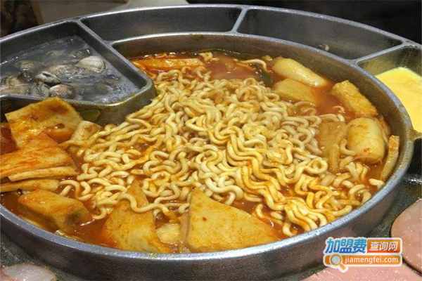 酷选自助年糕拉面火锅加盟费