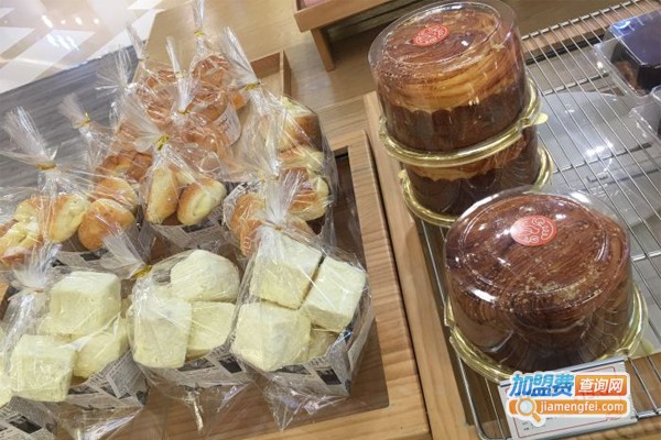 日光初橙面包加盟门店