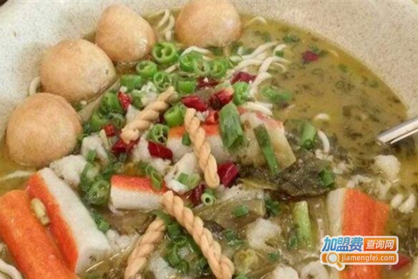 何小贤酸菜鱼面馆加盟费