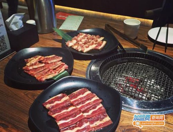 鹤一烤肉主题餐厅加盟费