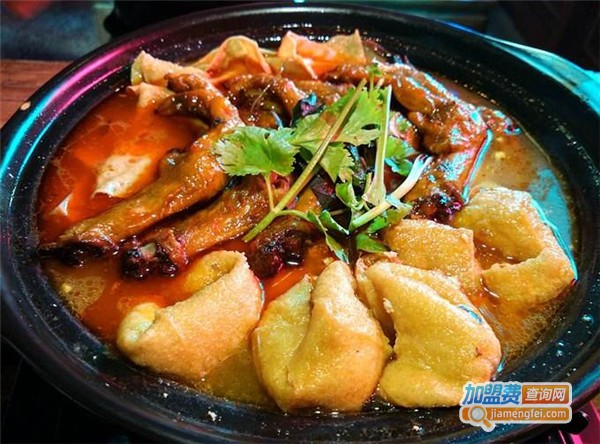 老表记灌汤鸭脚煲加盟费