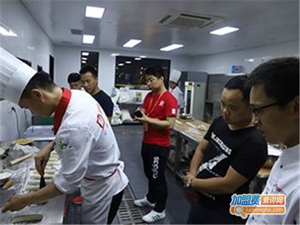 顶真餐饮培训学院加盟费