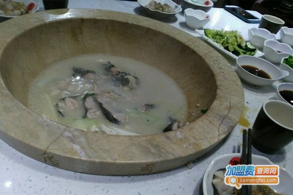 渔珺传奇云南原生态石锅坊加盟门店