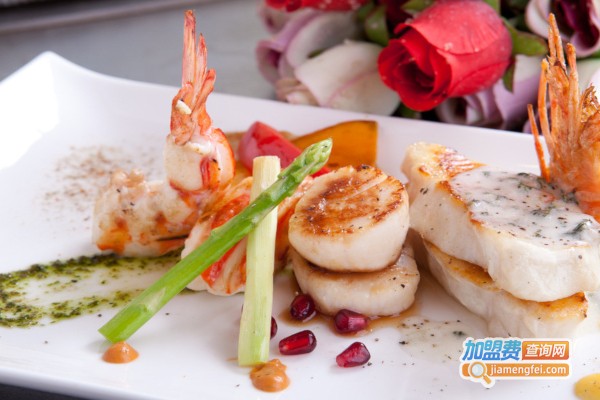 里亚酒库加盟费