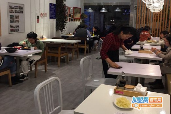 朕的牛肉面加盟门店