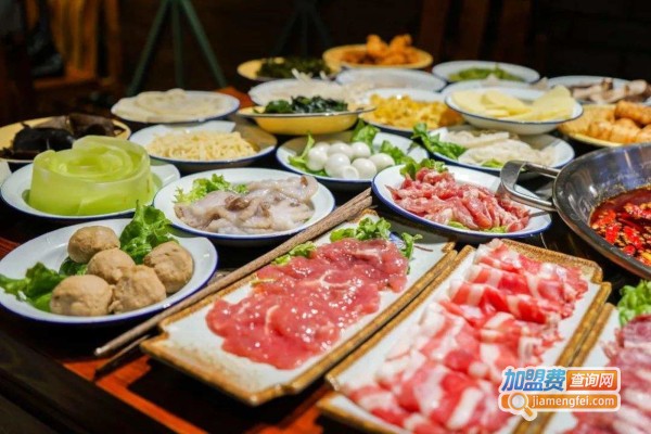 84小盘菜市井火锅加盟费