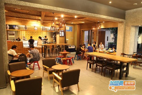 茶肆• 茶与山丘加盟费