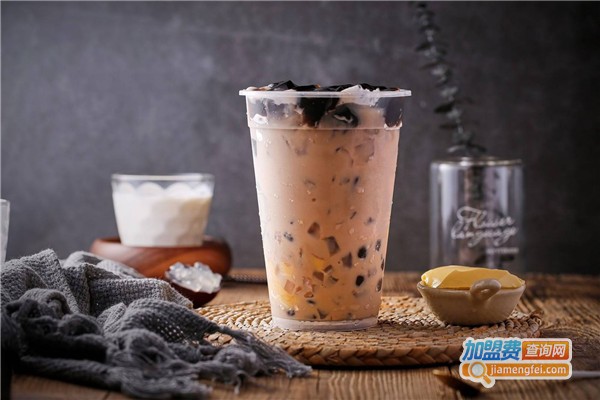 凌晨一点奶茶铺