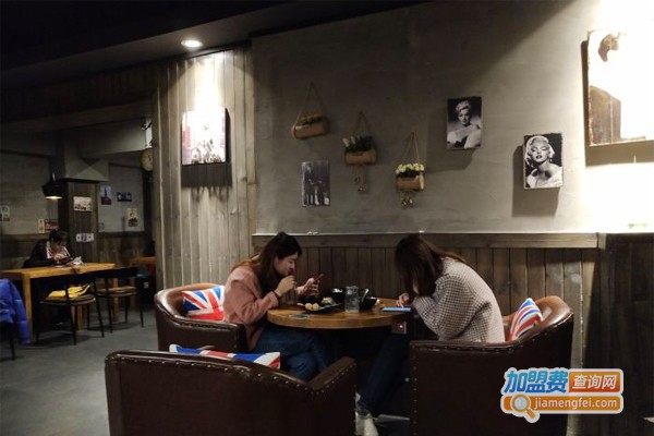 红不让时尚餐饮加盟门店