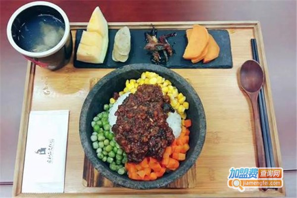 石尚居石头饭加盟_看石尚居石头饭加盟的开店要求！