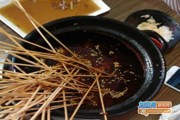 串雀冷锅串串店加盟费