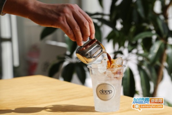 深度咖啡加盟店