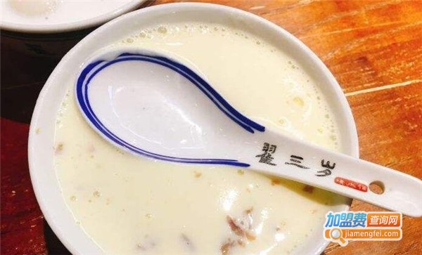 翟三岁糖水铺加盟费